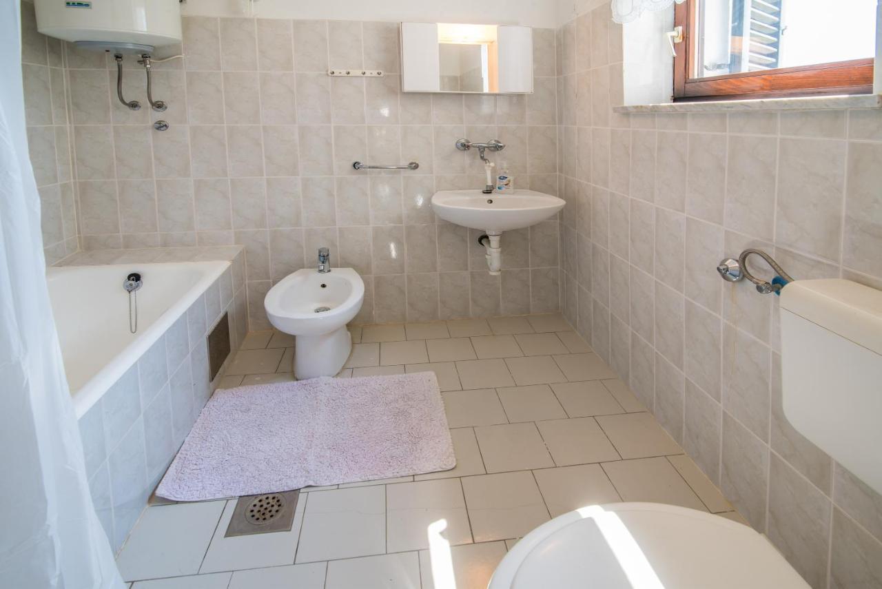 Kuca Za Odmor Kornic Villa Bagian luar foto