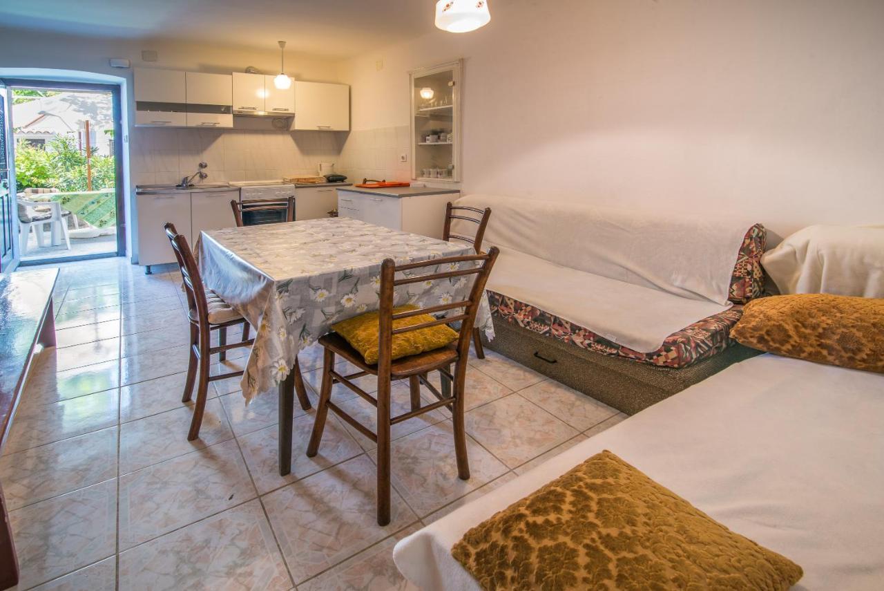 Kuca Za Odmor Kornic Villa Bagian luar foto