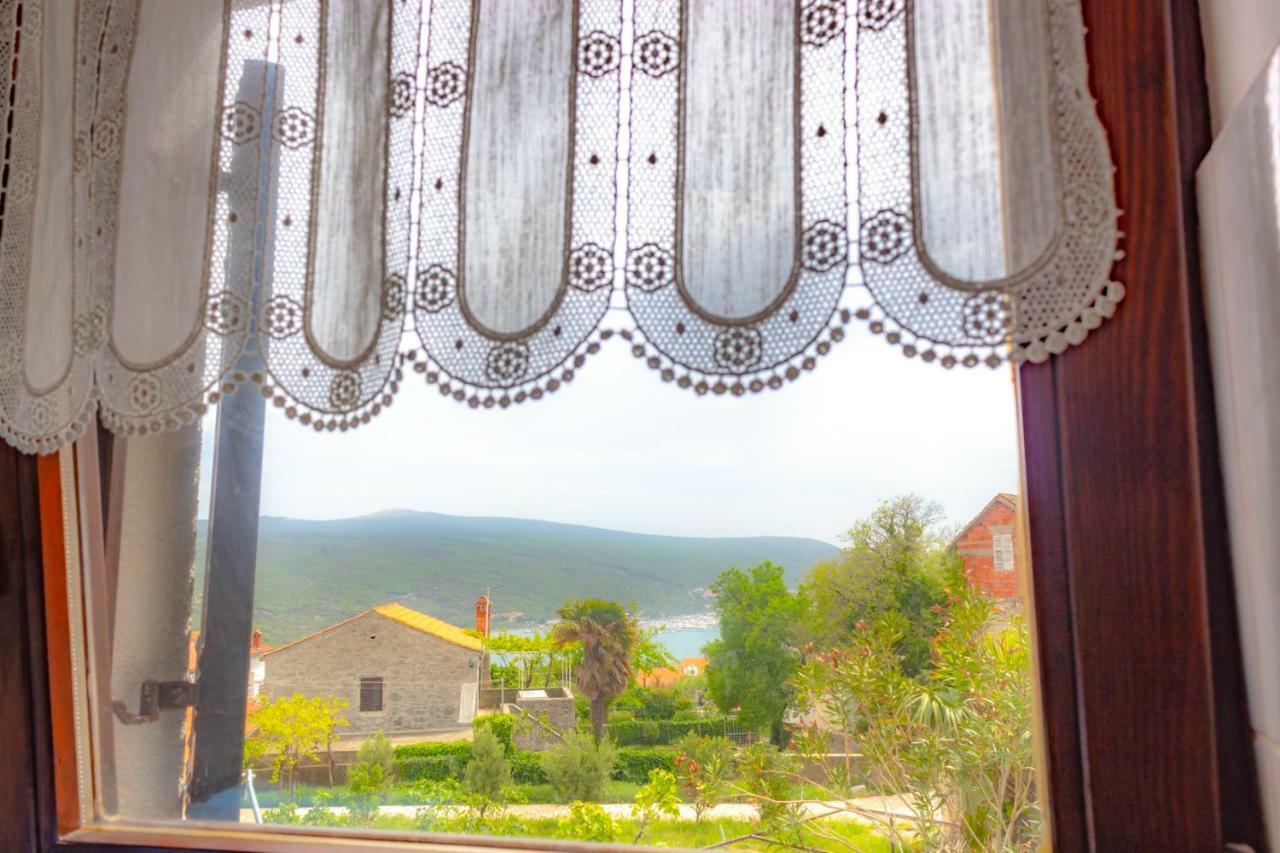 Kuca Za Odmor Kornic Villa Bagian luar foto
