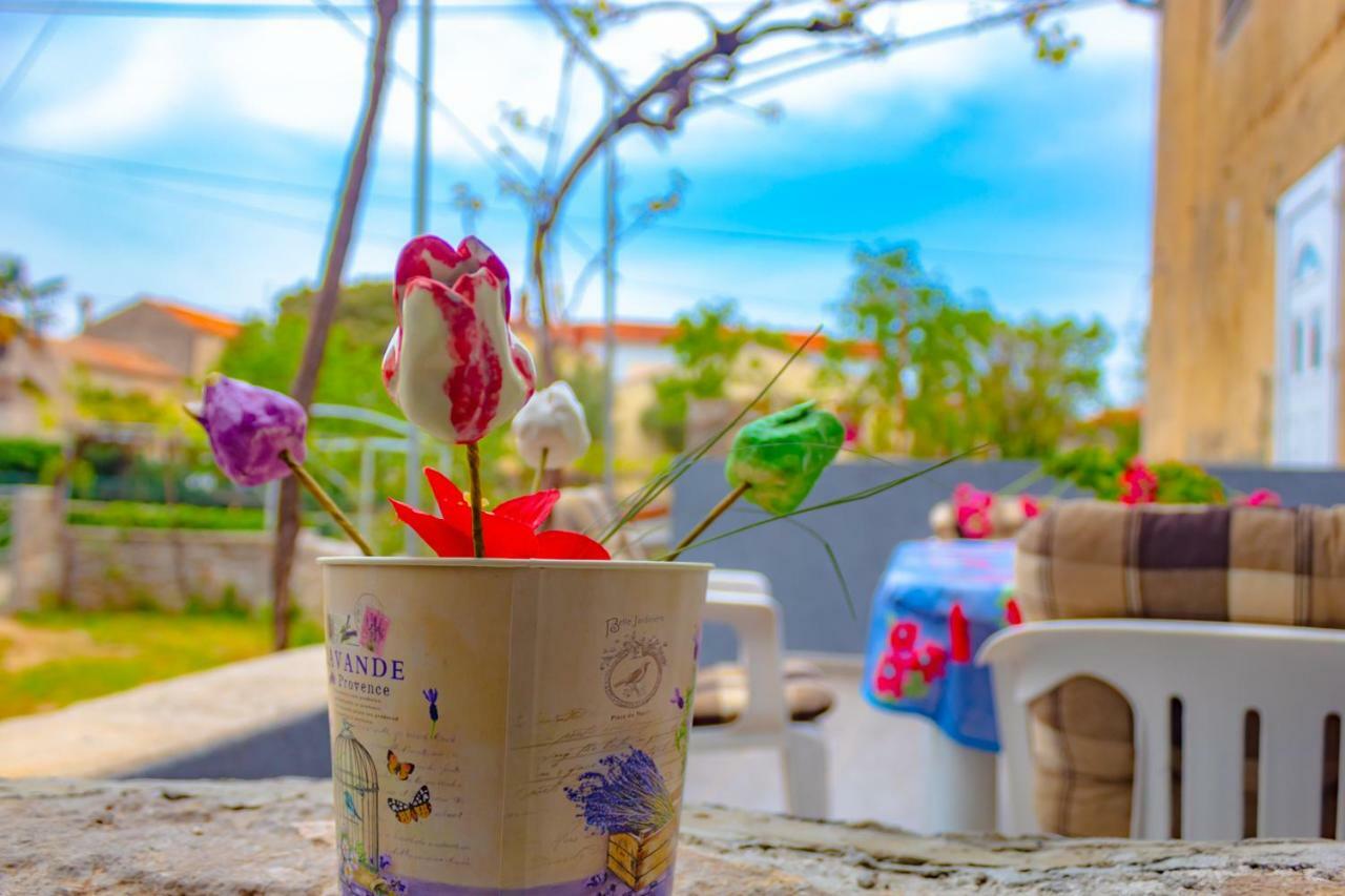Kuca Za Odmor Kornic Villa Bagian luar foto