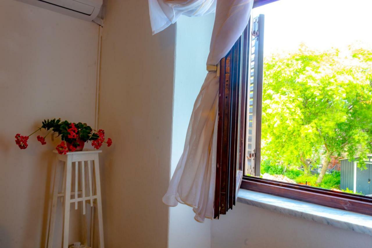 Kuca Za Odmor Kornic Villa Bagian luar foto