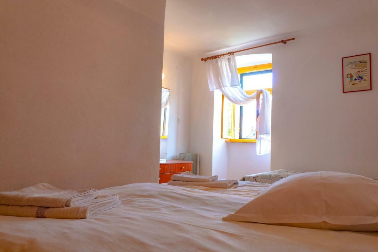 Kuca Za Odmor Kornic Villa Bagian luar foto