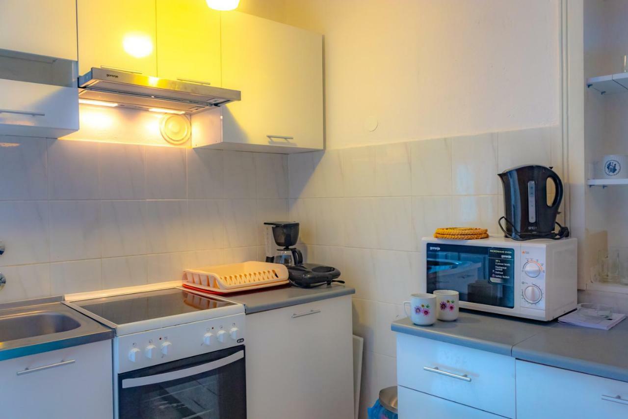 Kuca Za Odmor Kornic Villa Bagian luar foto