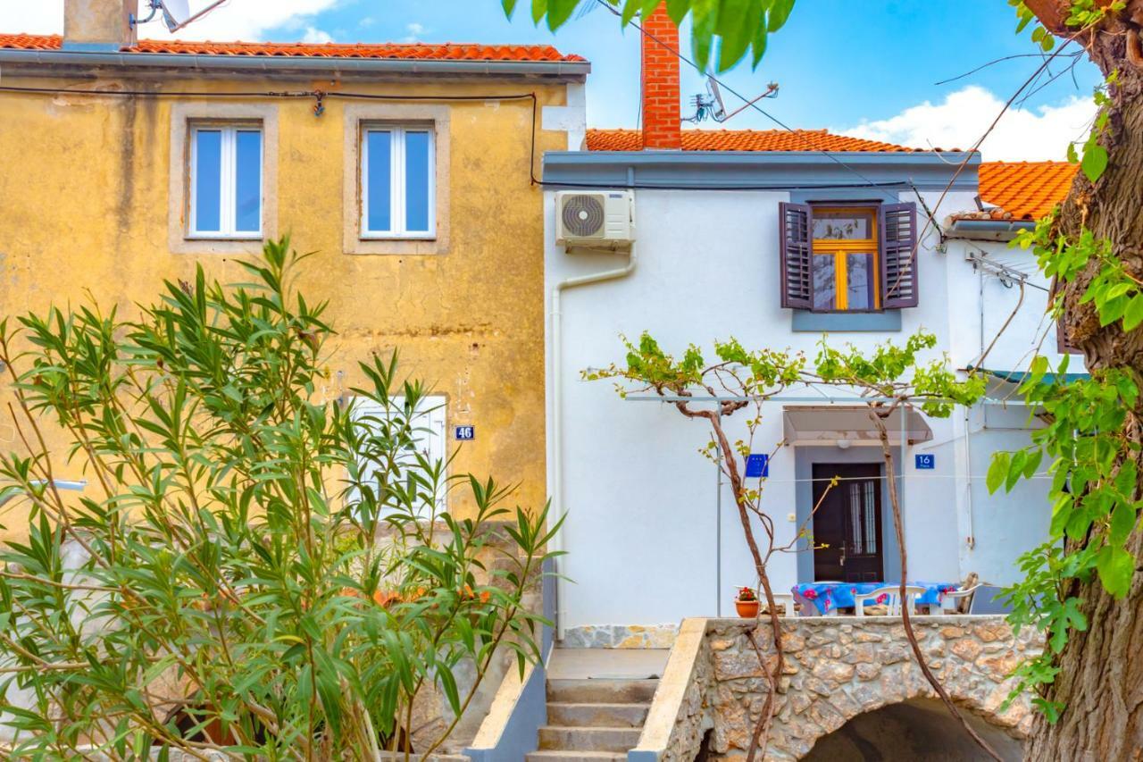 Kuca Za Odmor Kornic Villa Bagian luar foto